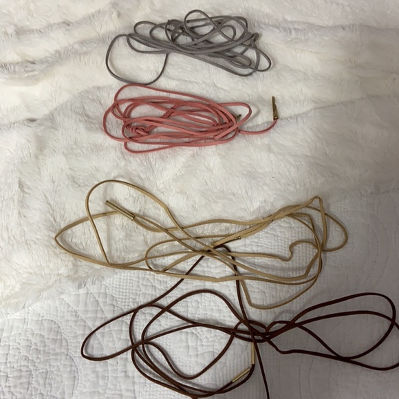 Chocker Set - Picture 2 of 3